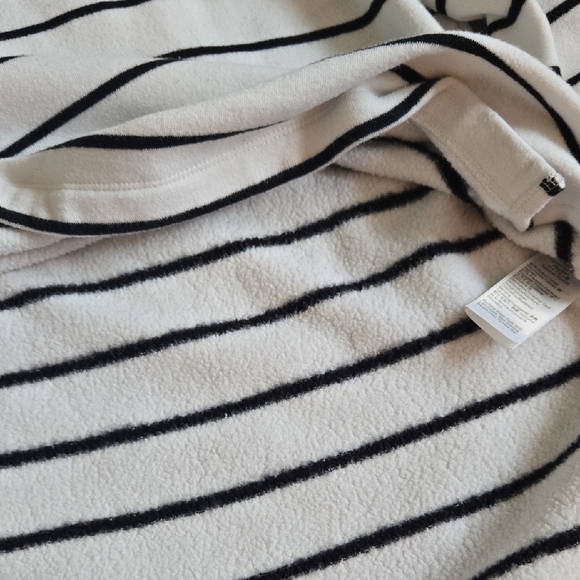 J. Crew Womens Black and White Striped Sweatshirt Size Large - Picture 4 of 7
